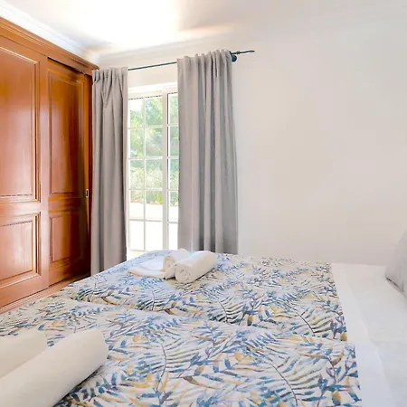 Semesterbostad 7 Schlafzimmer Villa- Familie- Kinder- Gruppen- Strand- Pool- Garten By Interhome *