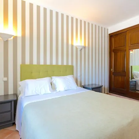 7 Schlafzimmer Villa- Familie- Kinder- Gruppen- Strand- Pool- Garten By Interhome * Albufeira