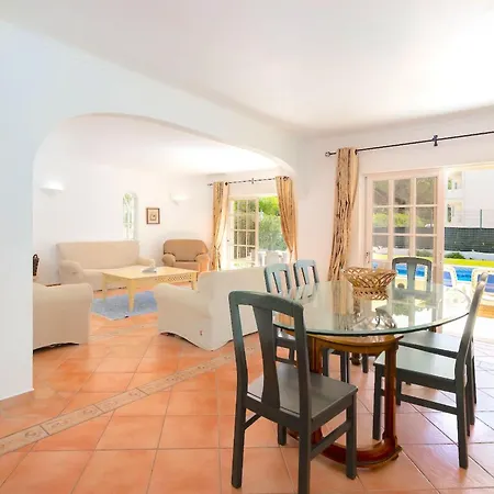 7 Schlafzimmer Villa- Familie- Kinder- Gruppen- Strand- Pool- Garten By Interhome Semesterbostad